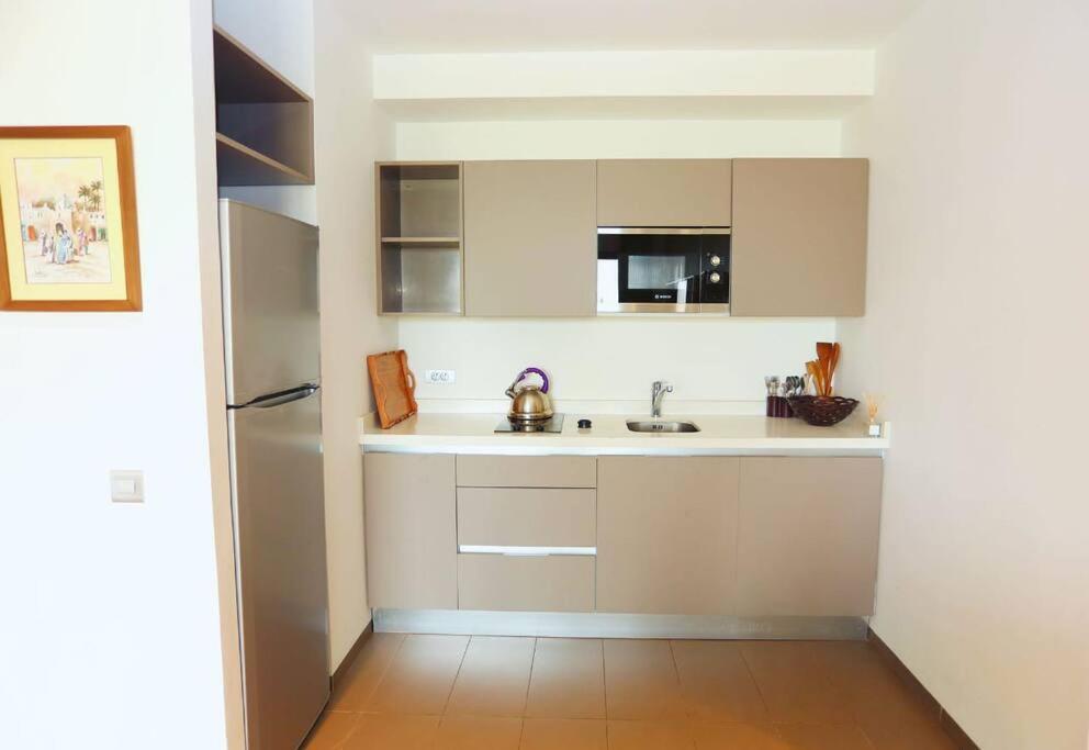 Luxury Apartment At Corniche , Seaview Close Beach 卡萨布兰卡 外观 照片
